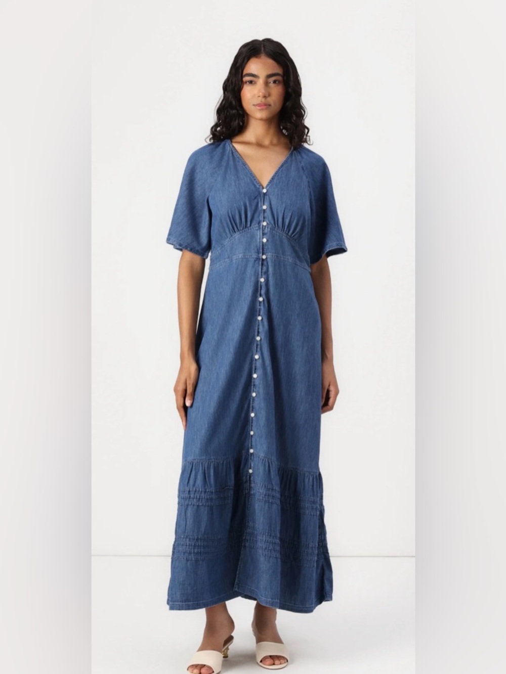 Gap Flutter-Sleeve Tiered Chambray Maxi Dress NWOT M Summer Beachy Feminine BoHo - Picture 4 of 7